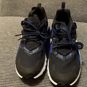 Nike Air React 270 size 5 youth